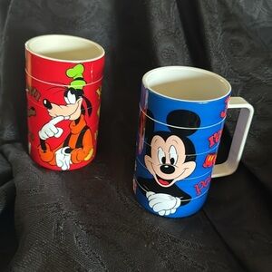 Vintage Disneys MICKEY & GOOFY puzzle cups set of 2